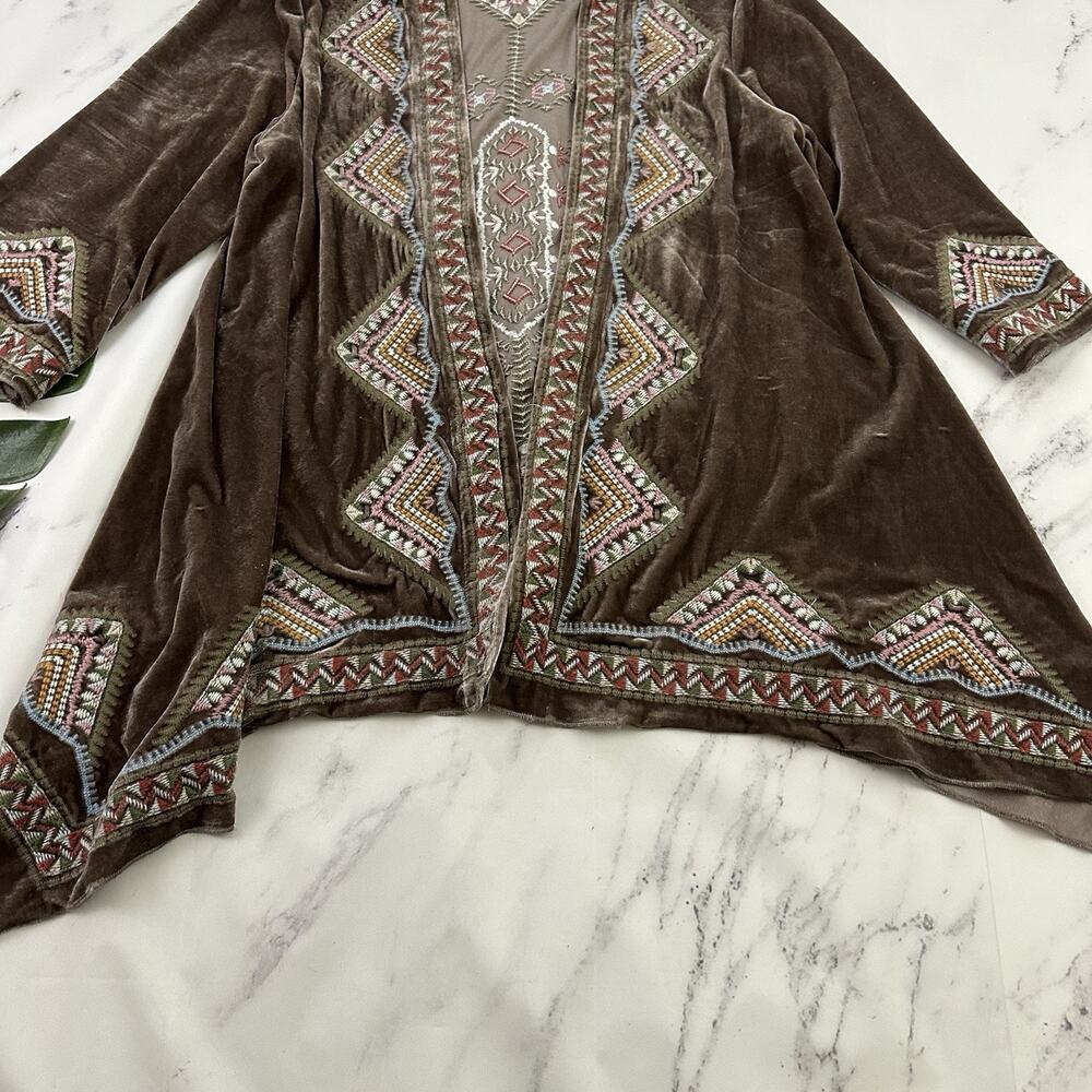 Paparazzi Womens Velvet Embroidered Kimono Cardigan Sweater Size M Brown Pink - Picture 5 of 12
